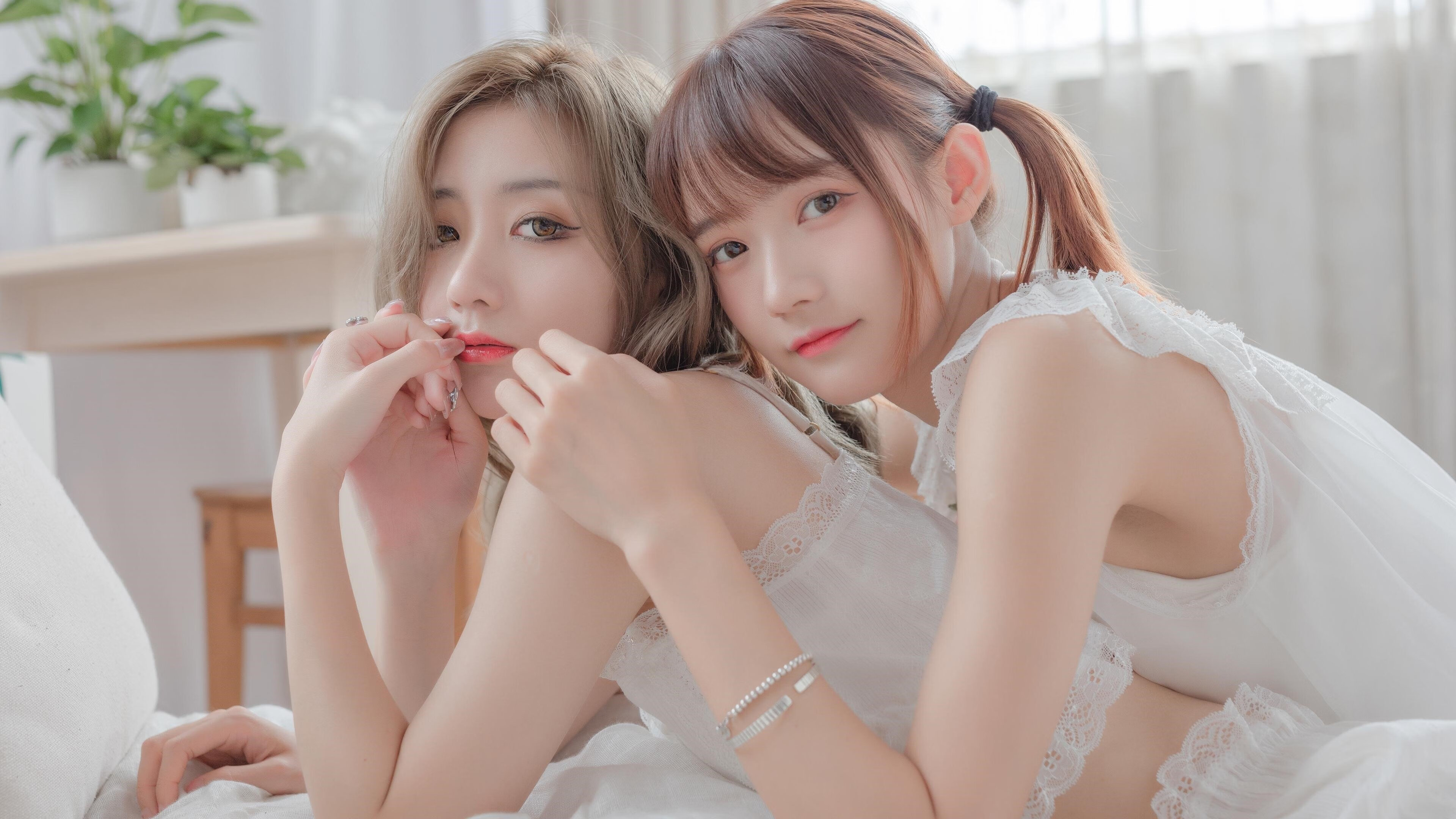 中国女足队员许某在比赛中射入绝杀球,中国女足队长出轨